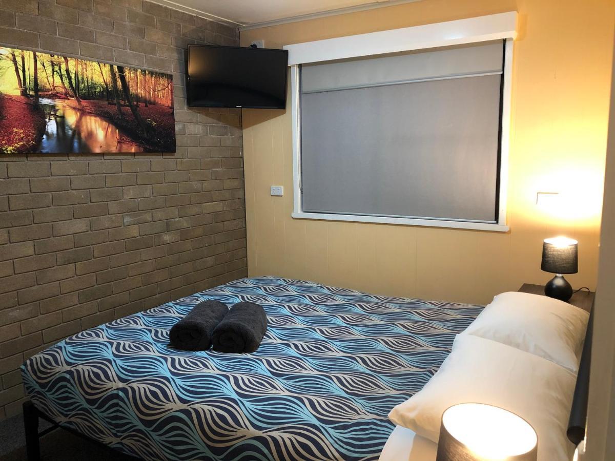 Acacia Caravan Park & Holiday Units Арарат Экстерьер фото