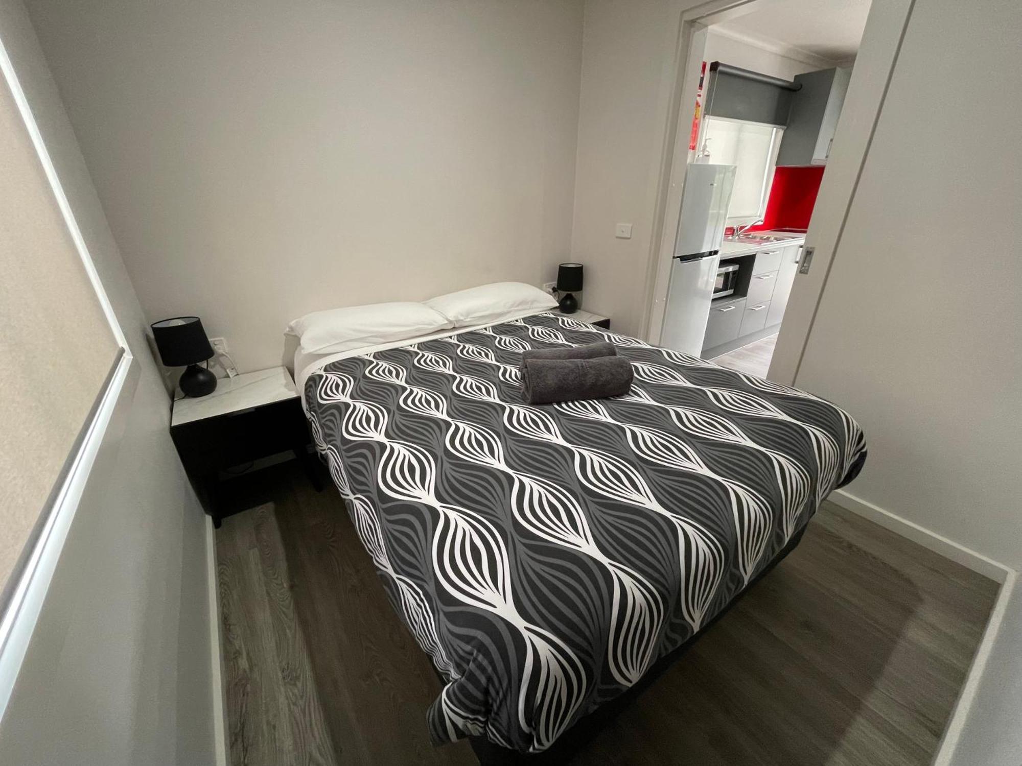 Acacia Caravan Park & Holiday Units Арарат Экстерьер фото