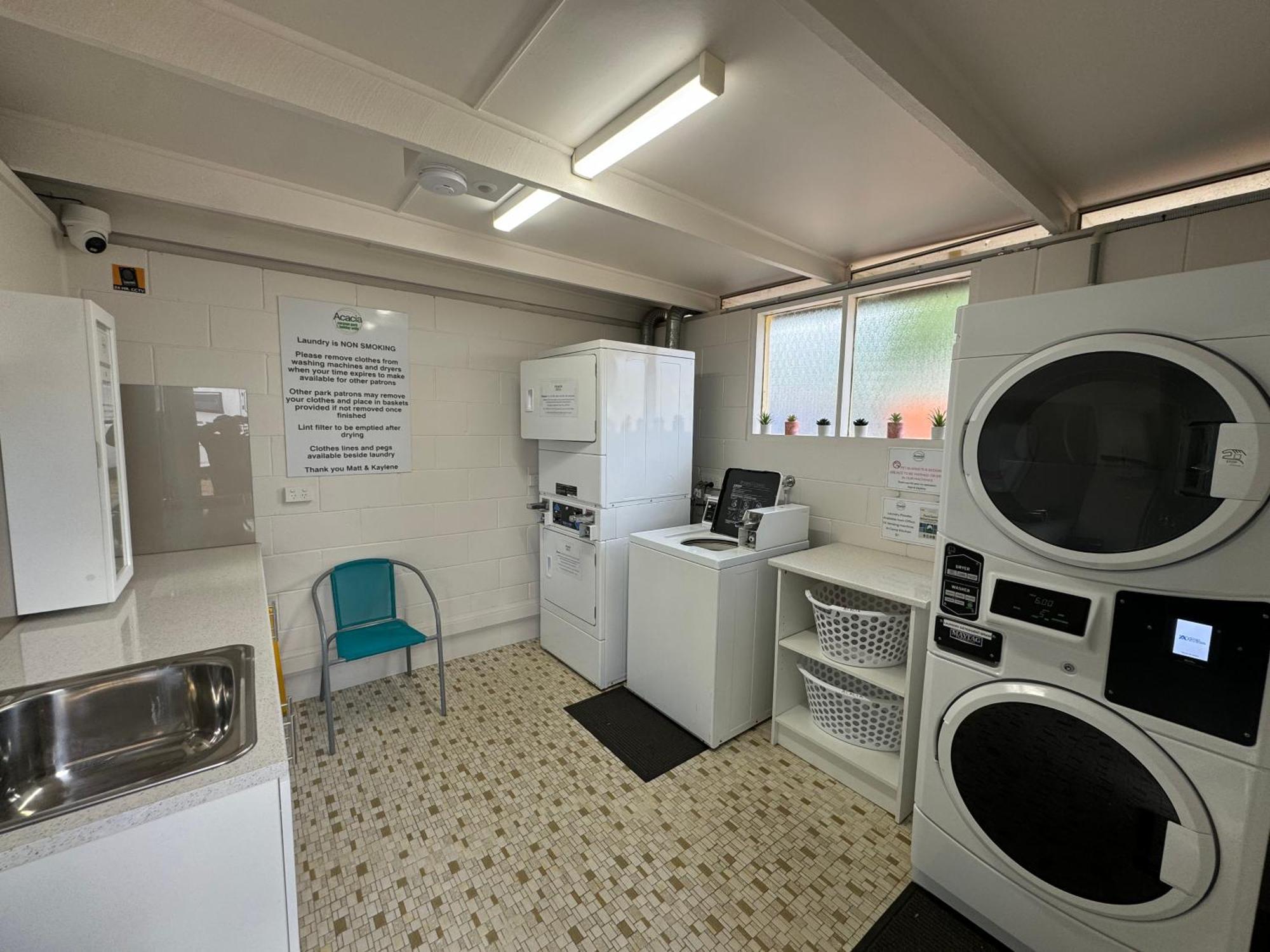Acacia Caravan Park & Holiday Units Арарат Экстерьер фото